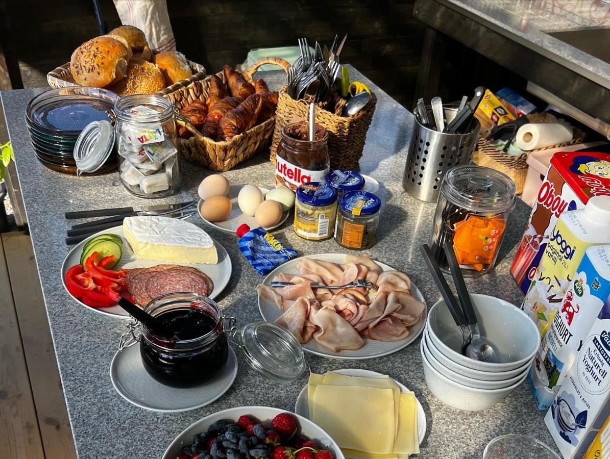 فندق Vaettervy Glamping Habo المظهر الخارجي الصورة