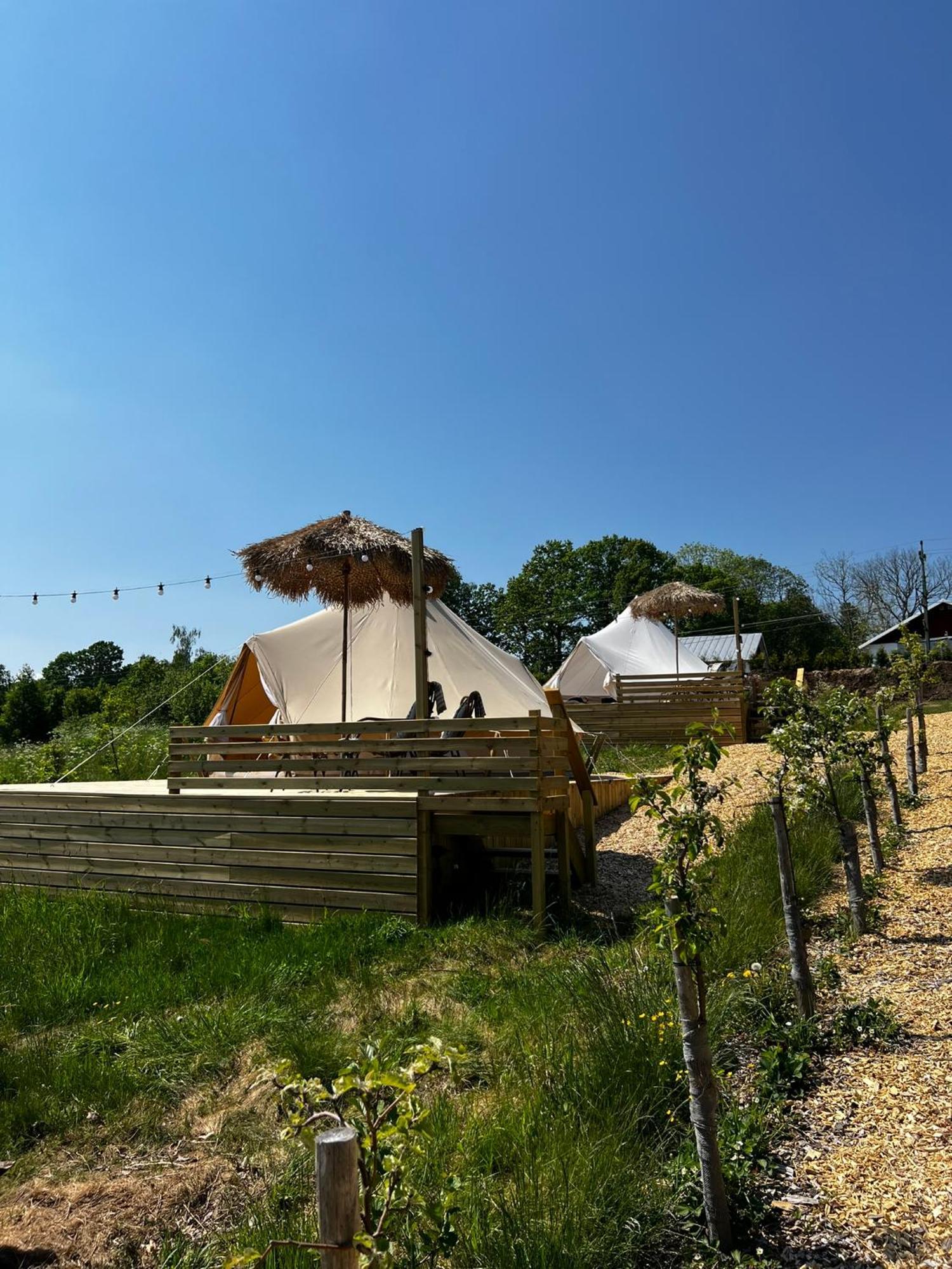 فندق Vaettervy Glamping Habo المظهر الخارجي الصورة