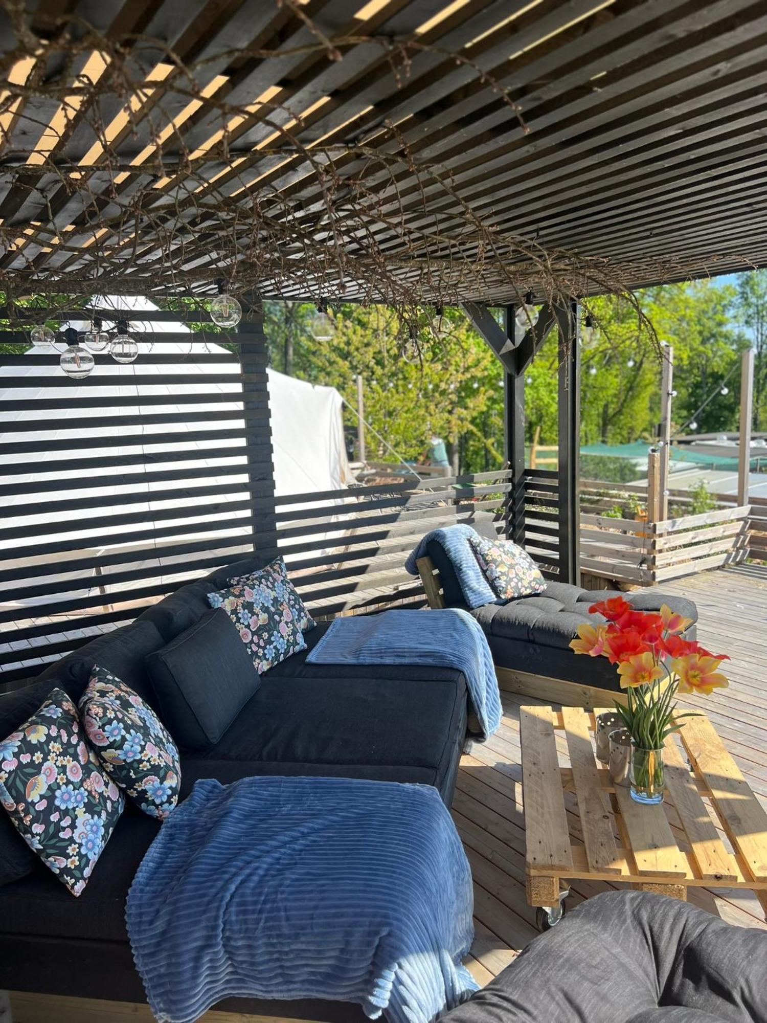 فندق Vaettervy Glamping Habo المظهر الخارجي الصورة